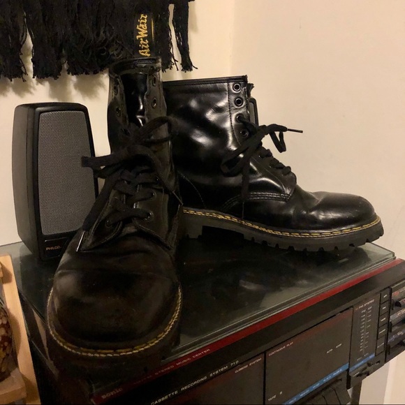 Dr. Martens Other - Doc Marten Dr.Marten Boots Vibram